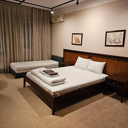 Plaza Apartman Ni