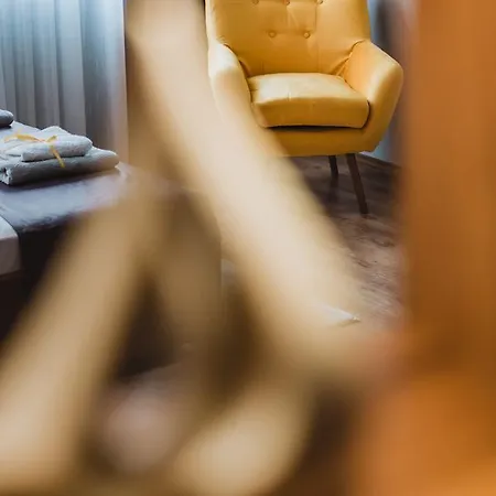 Apartment Plaza *