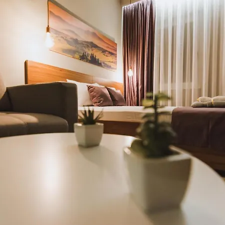 Plaza Apartment
